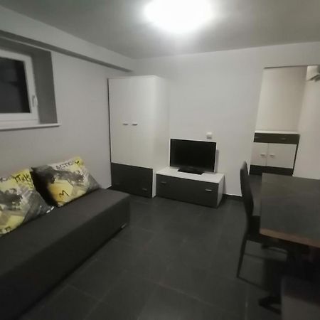 Pokoje Goscinne U Oksany Łagów 外观 照片