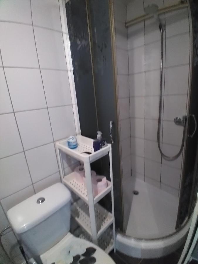 Pokoje Goscinne U Oksany Łagów 外观 照片